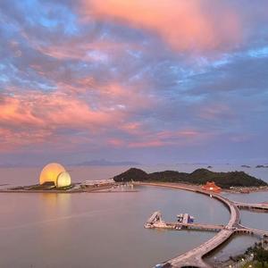 丰满多毛旳大荫道视频
